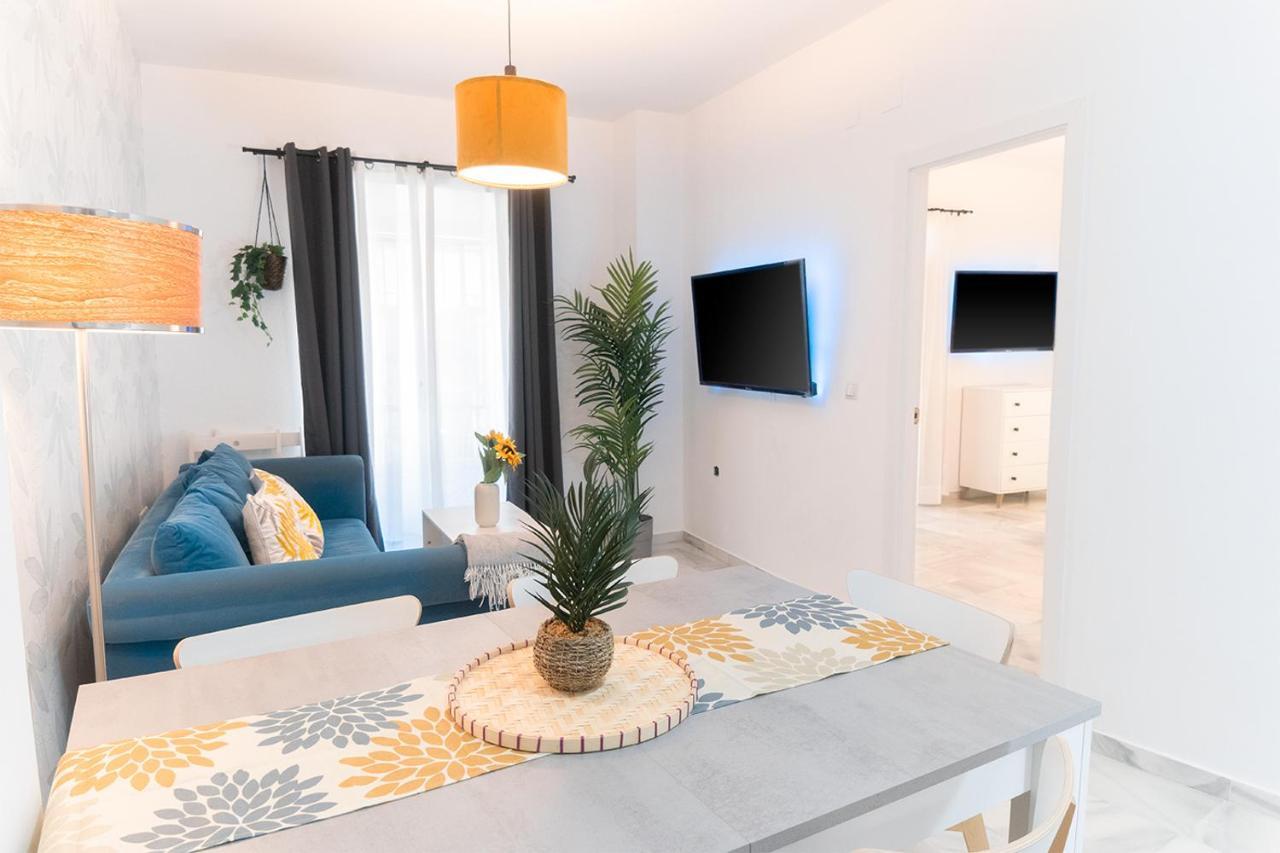 Downtown Apartment 3 Bedrooms 2 Bathrooms Wifi Севиля Екстериор снимка