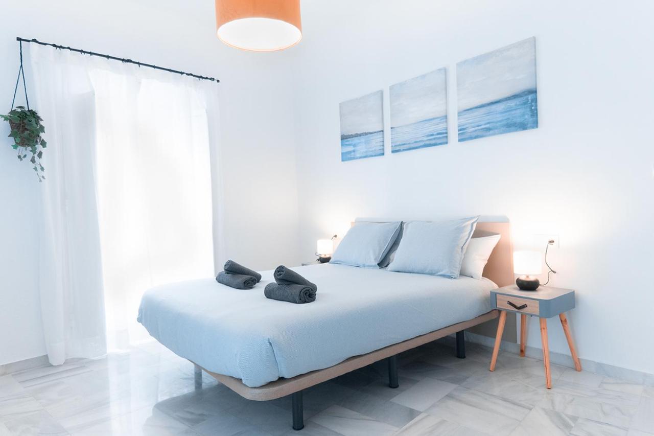 Downtown Apartment 3 Bedrooms 2 Bathrooms Wifi Севиля Екстериор снимка