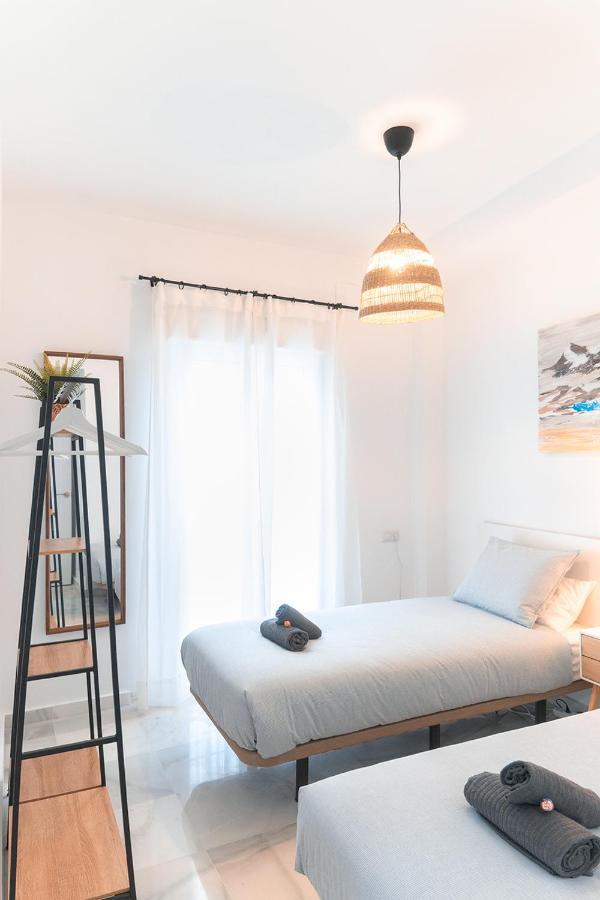 Downtown Apartment 3 Bedrooms 2 Bathrooms Wifi Севиля Екстериор снимка